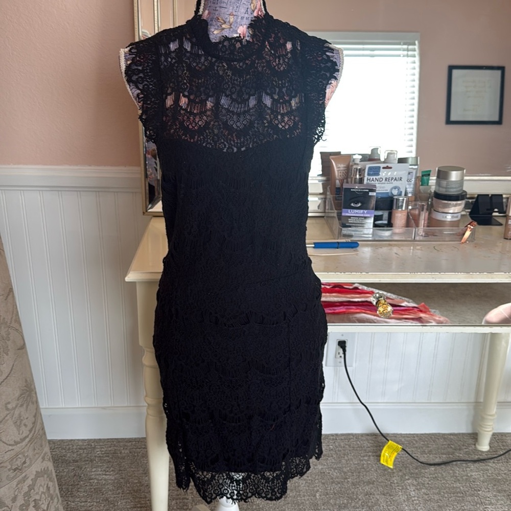 Brand new Free People lace dress with open back
